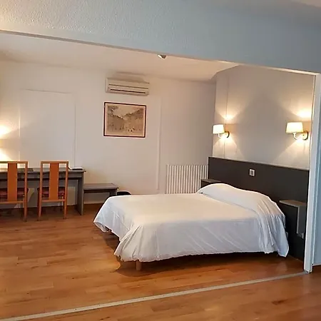 Hotel Restaurant Les Bruyeres Saint-Medard-en-Jalles
