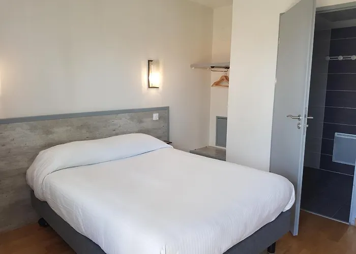 Restaurant Les Bruyeres Hotel