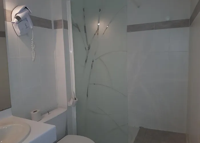 Restaurant Les Bruyeres Отель 2*