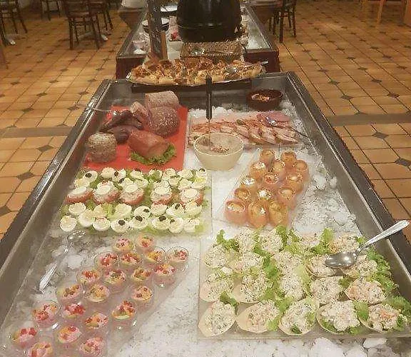 Restaurant Les Bruyeres Hotel 2*