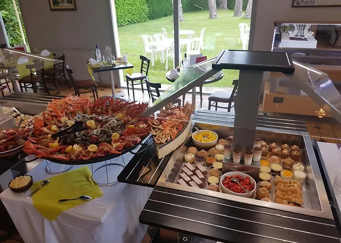 Restaurant Les Bruyeres Hotel 2*